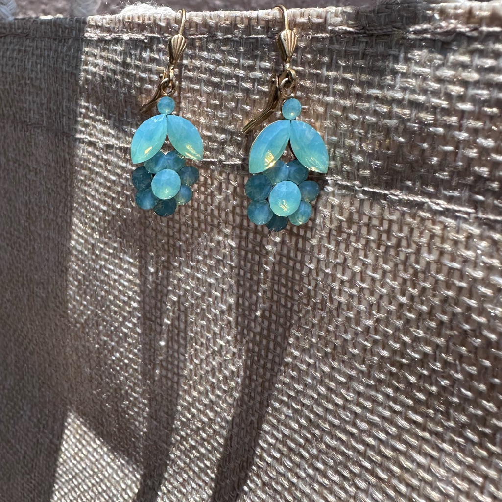 Brand New Catherine Popesco Earrings 54$
